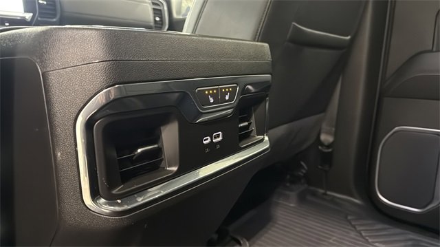 Used 2022 Chevrolet Silverado 1500 LTZ image 27