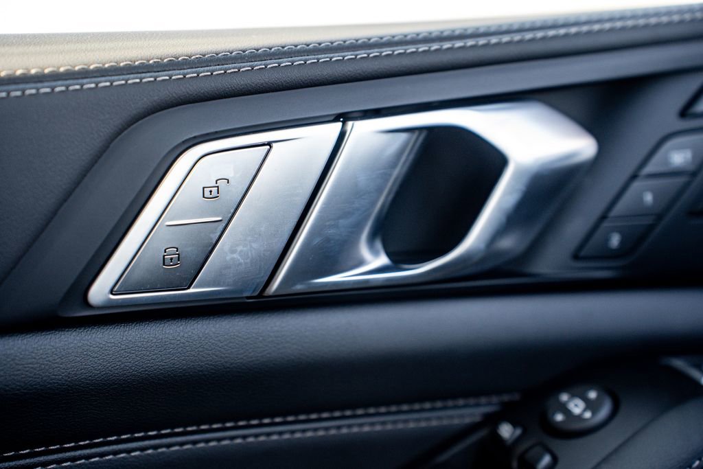 New 2026 BMW X7 xDrive40i w/ M Sport Package image 19