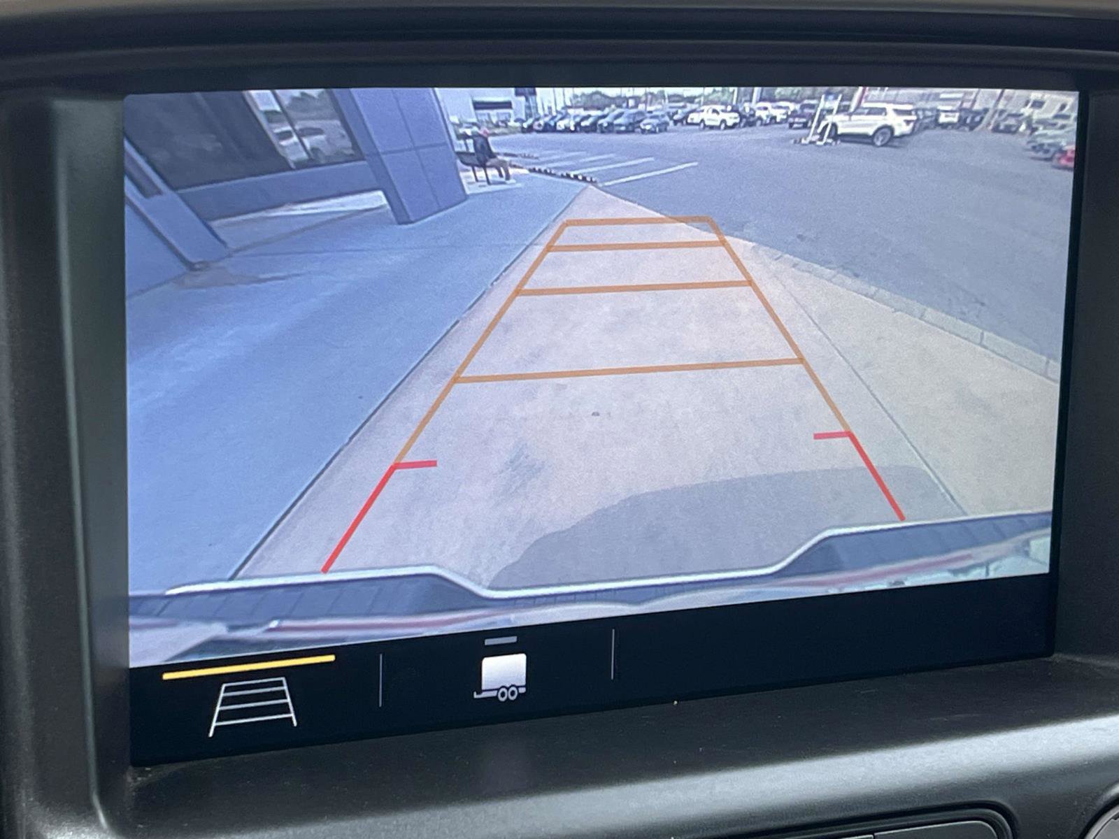 Used 2022 GMC Canyon Denali image 21