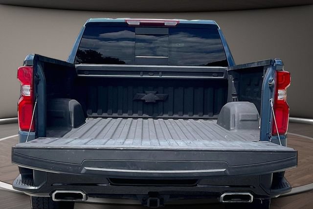 Used 2024 Chevrolet Silverado 1500 LT Trail Boss w/ Convenience Package II AWD/4WD image 16