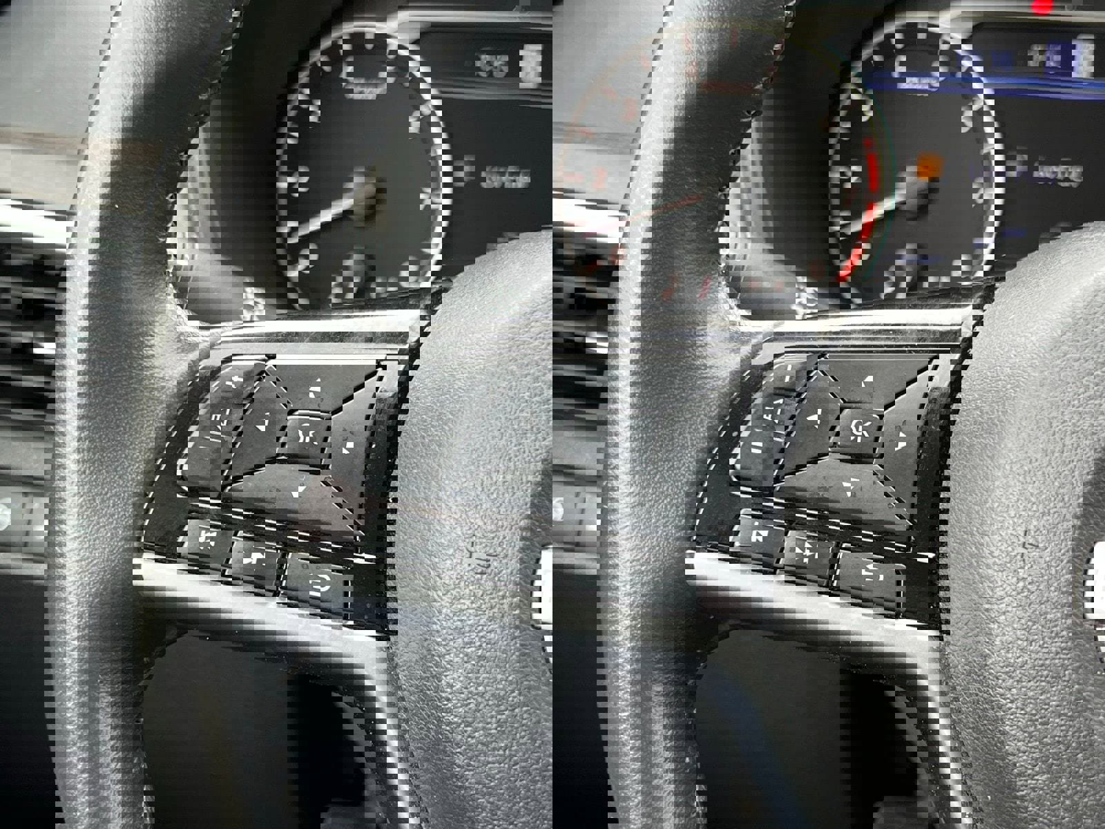 Used 2024 Nissan Altima 2.5 SV w/ SV Premium Package image 27