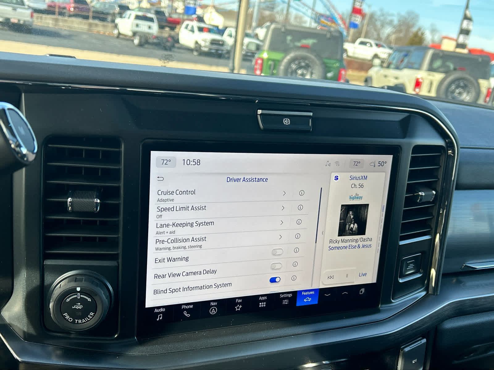 New 2026 Ford F250 Lariat w/ Black Appearance Package image 50