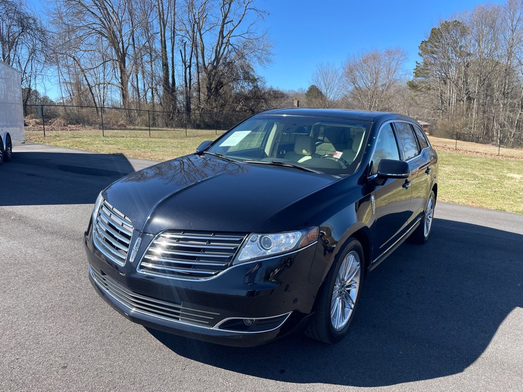 Used 2019 Lincoln MKT AWD