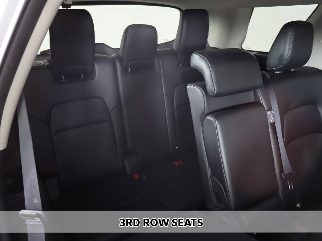 Used 2023 Nissan Pathfinder SL AWD/4WD image 9