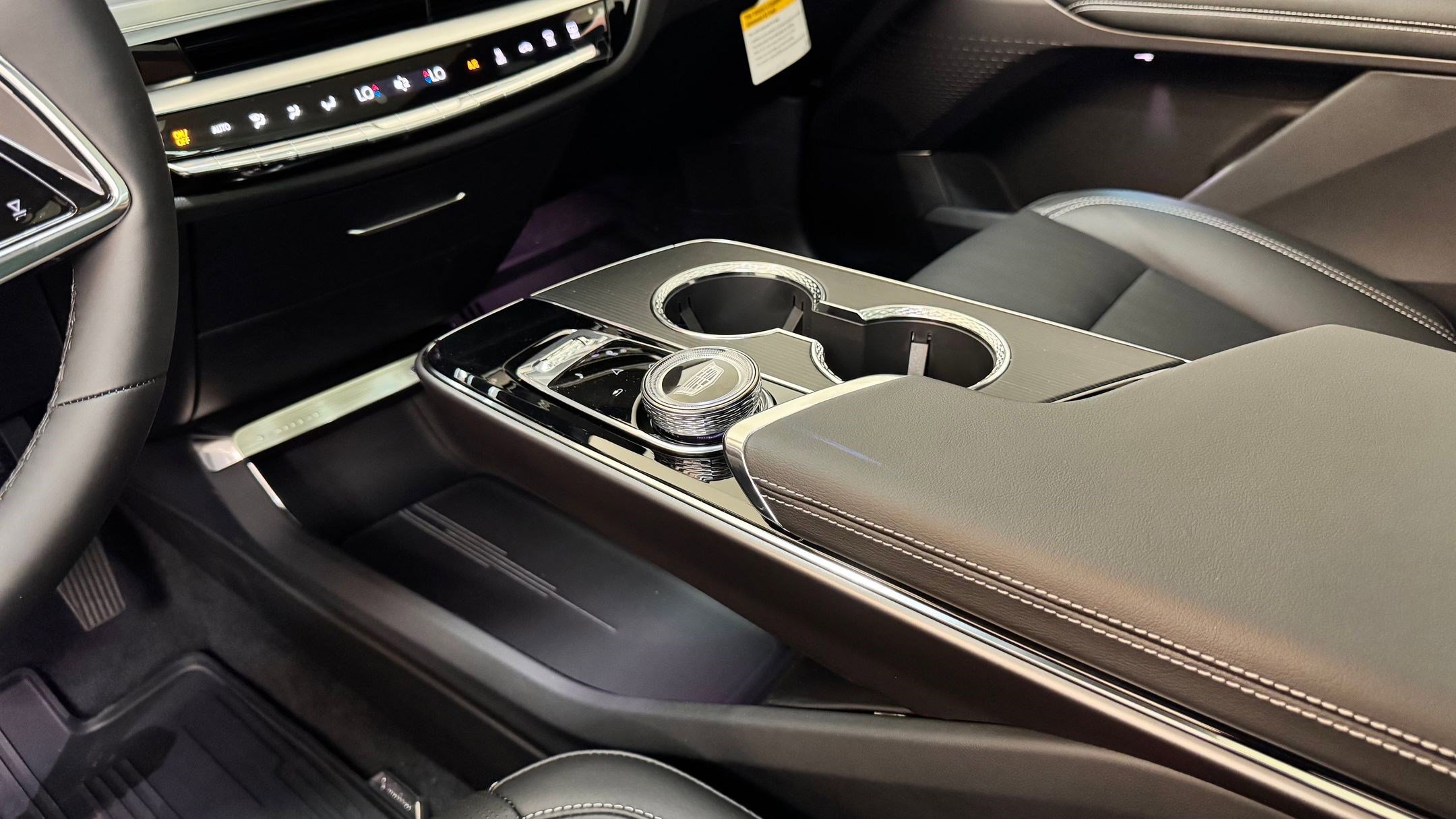New 2026 Cadillac Lyriq Luxury image 35