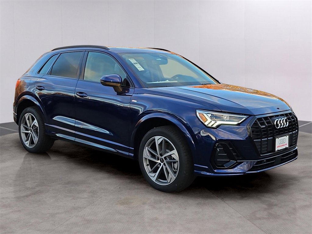 New 2025 Audi Q3 2.0T Premium image 2