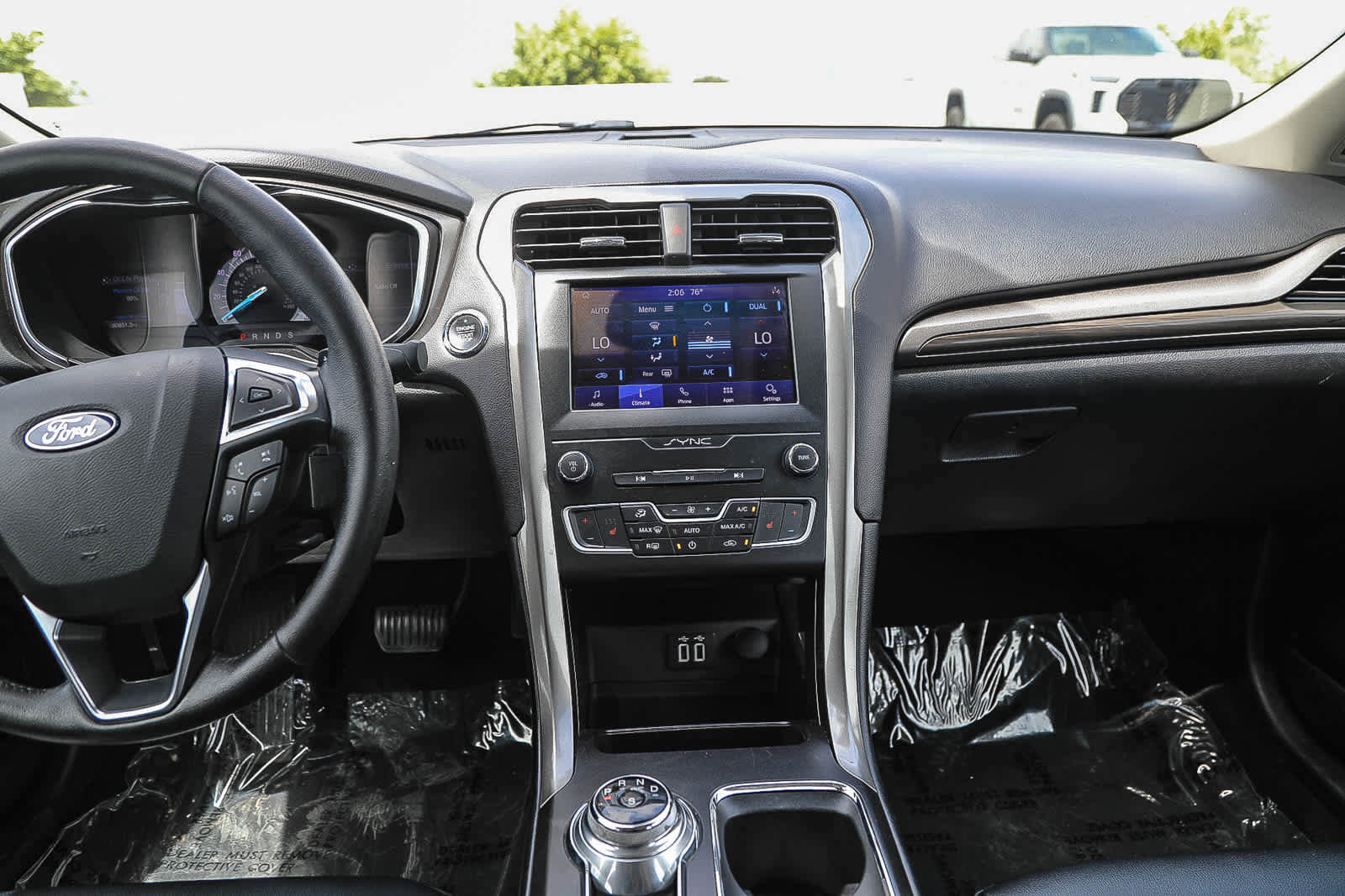 Used 2019 Ford Fusion SEL FWD image 13