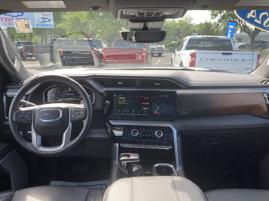 Used 2024 GMC Sierra 1500 Denali image 11