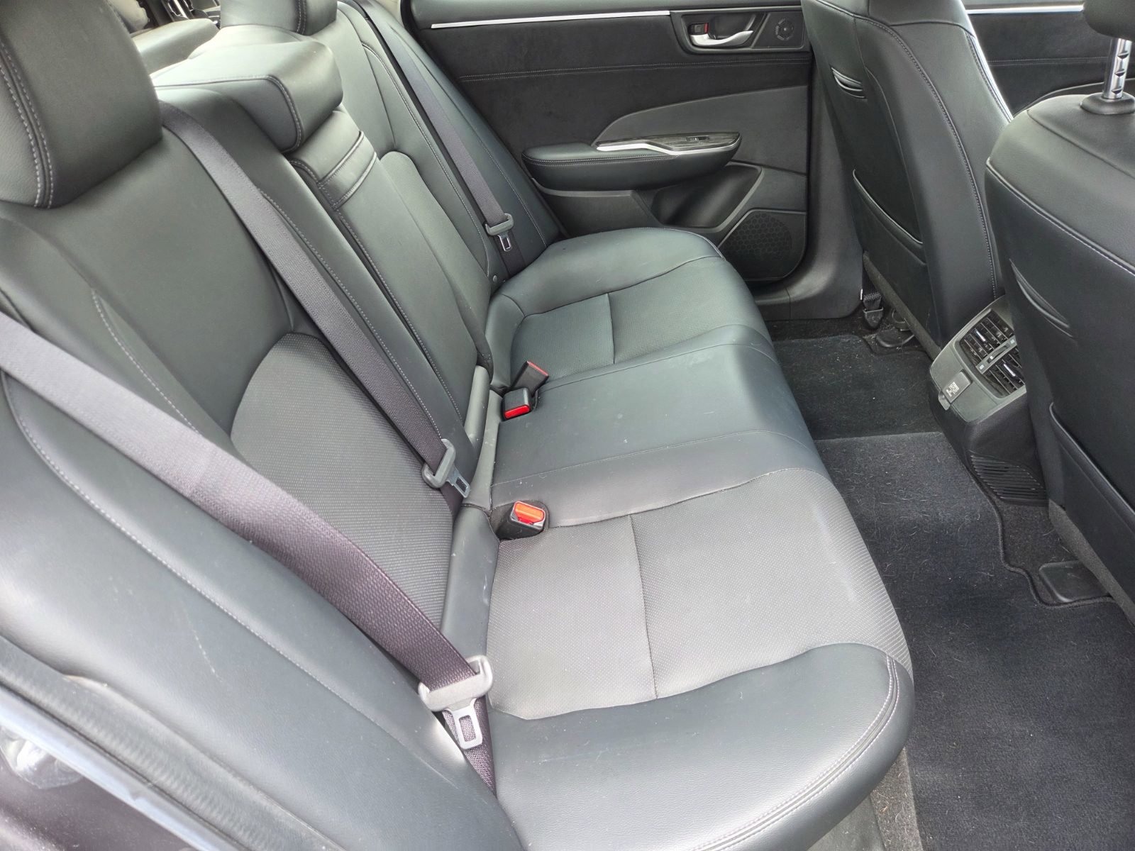 Used 2018 Honda Clarity Touring image 13