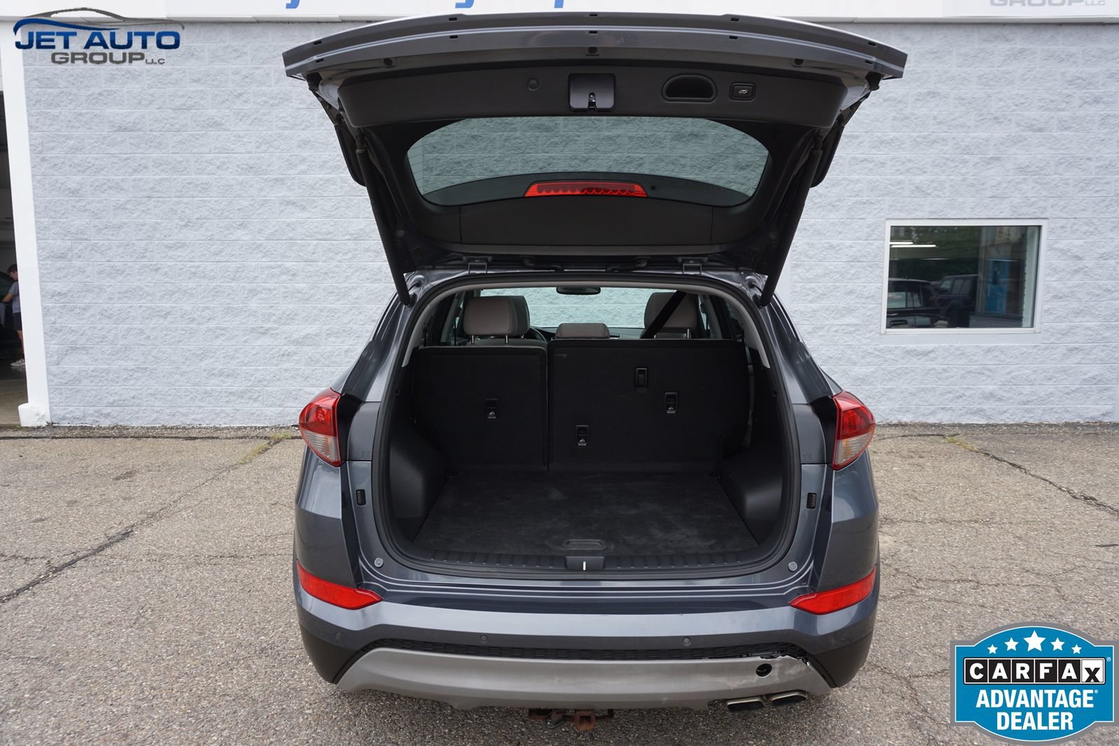Used 2018 Hyundai Tucson Value AWD/4WD image 15