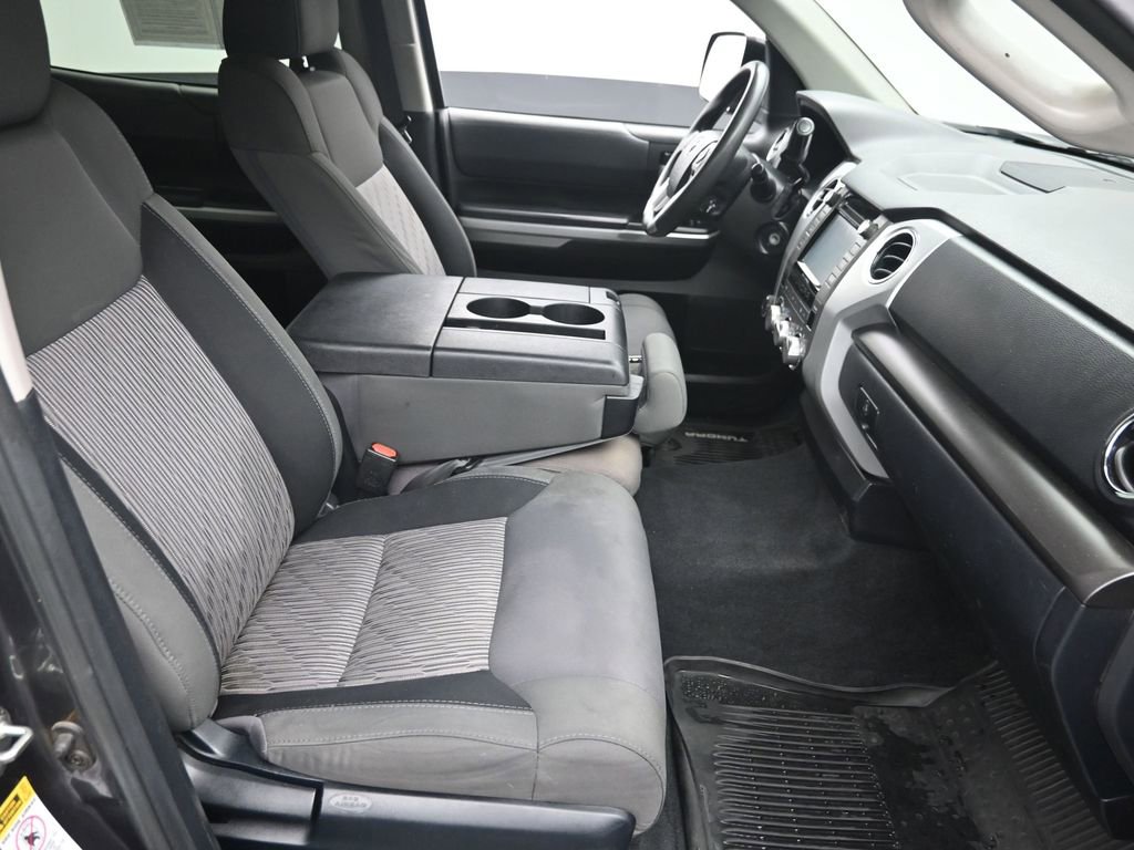 Used 2017 Toyota Tundra SR5 AWD/4WD image 9