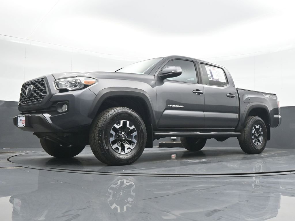 Used 2021 Toyota Tacoma TRD Off-Road image 16
