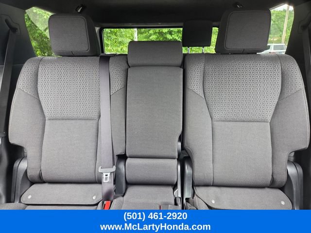 Used 2025 Toyota 4Runner SR5 AWD/4WD image 11