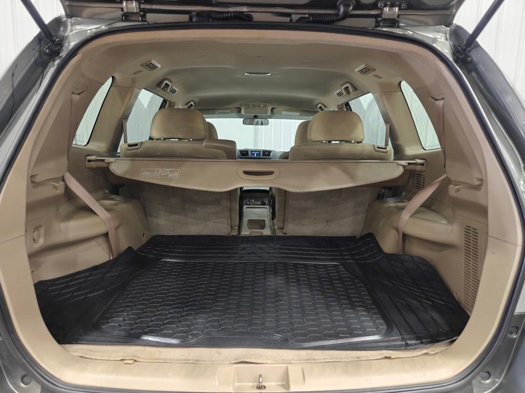 Used 2011 Toyota Highlander 4WD w/ Tech Pkg image 31