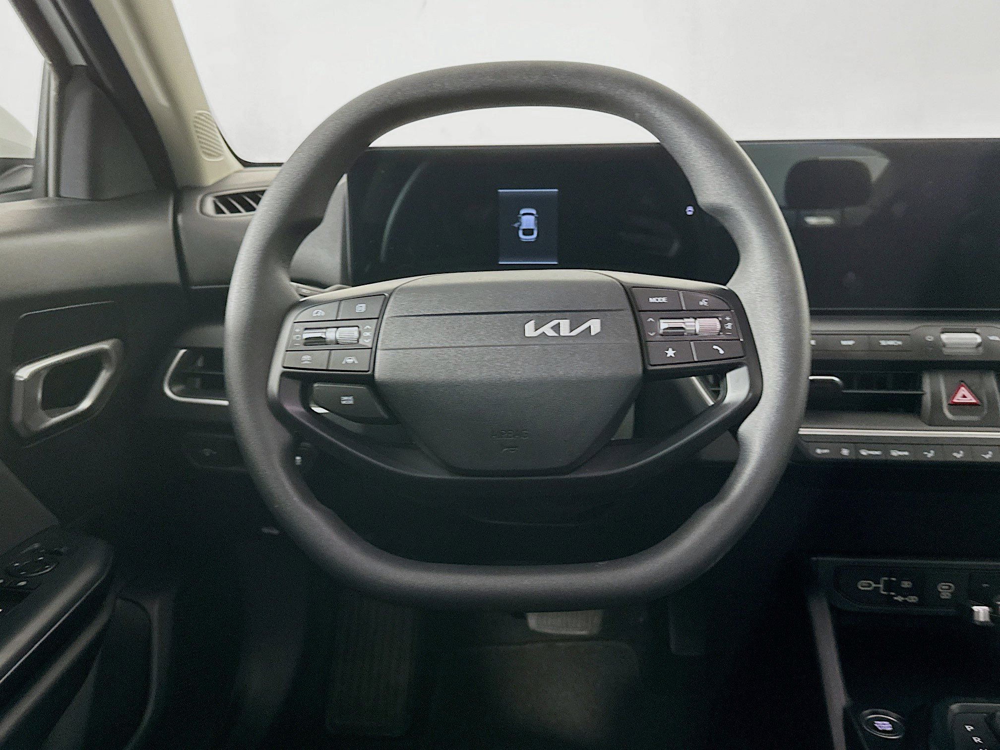 Used 2025 Kia K4 LXS image 18