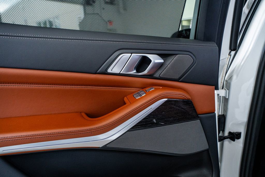 Used 2021 BMW X7 M50i w/ Executive Package AWD/4WD image 55