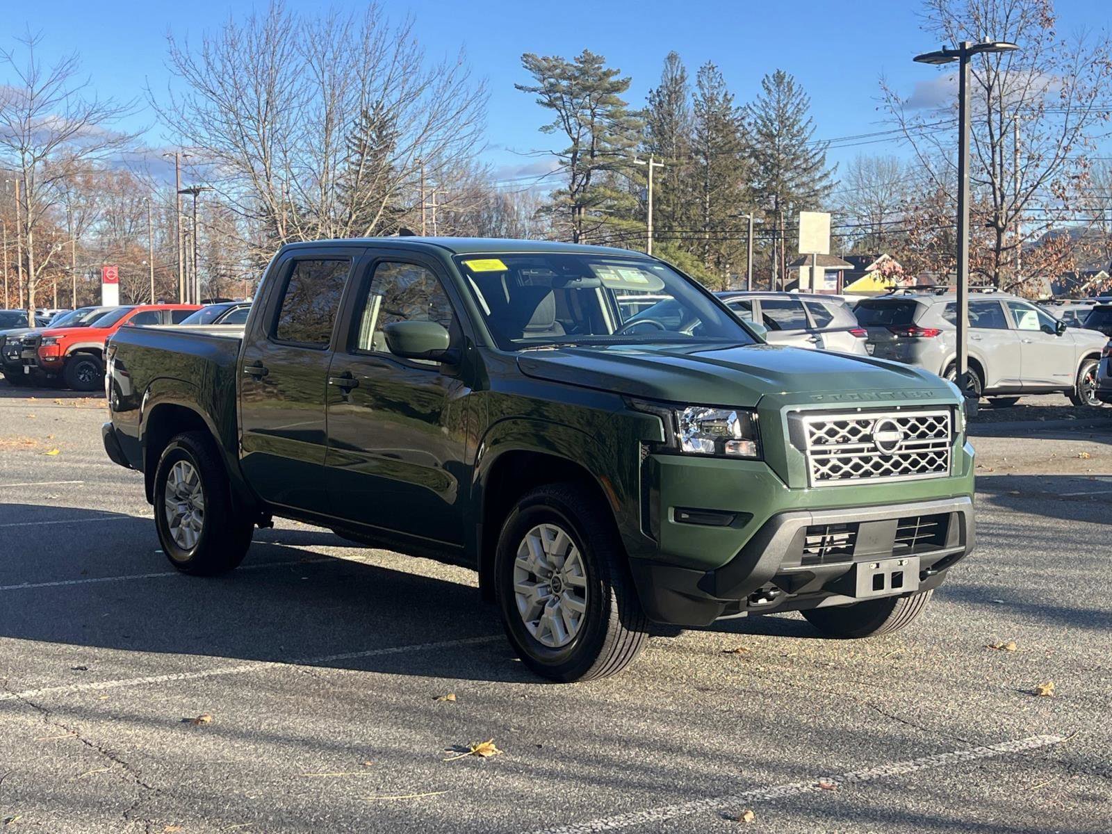 Used 2023 Nissan Frontier SV w/ Tow Package image 3