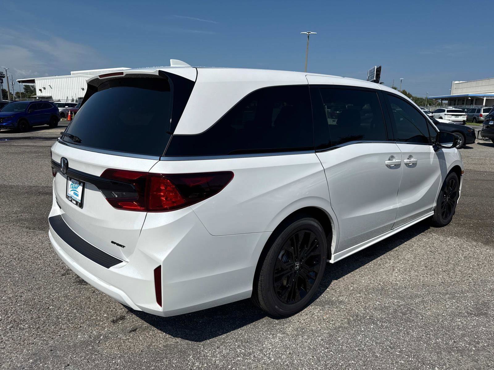 New 2026 Honda Odyssey Sport-L image 4