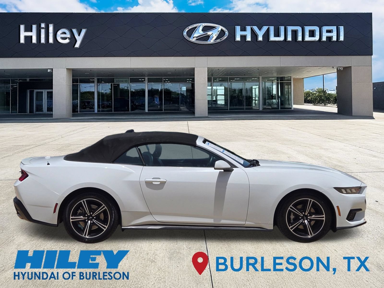 Used 2024 Ford Mustang Premium RWD image 3