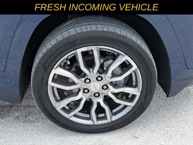 Used 2023 GMC Terrain Denali w/ Denali Premium Package AWD/4WD image 10