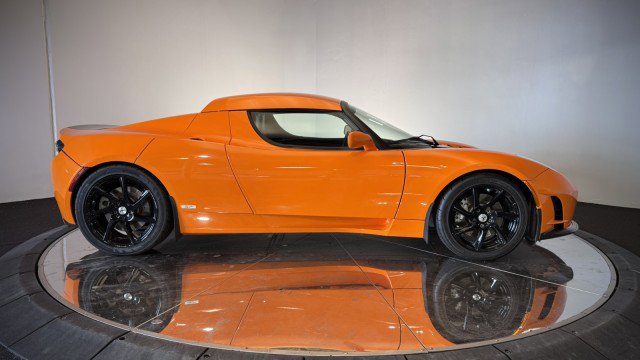 Used 2011 Tesla Roadster Sport RWD image 30