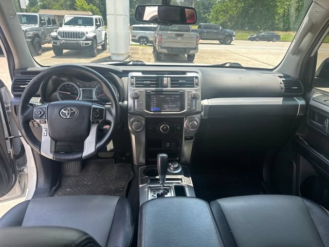 Used 2017 Toyota 4Runner SR5 Premium AWD/4WD image 12