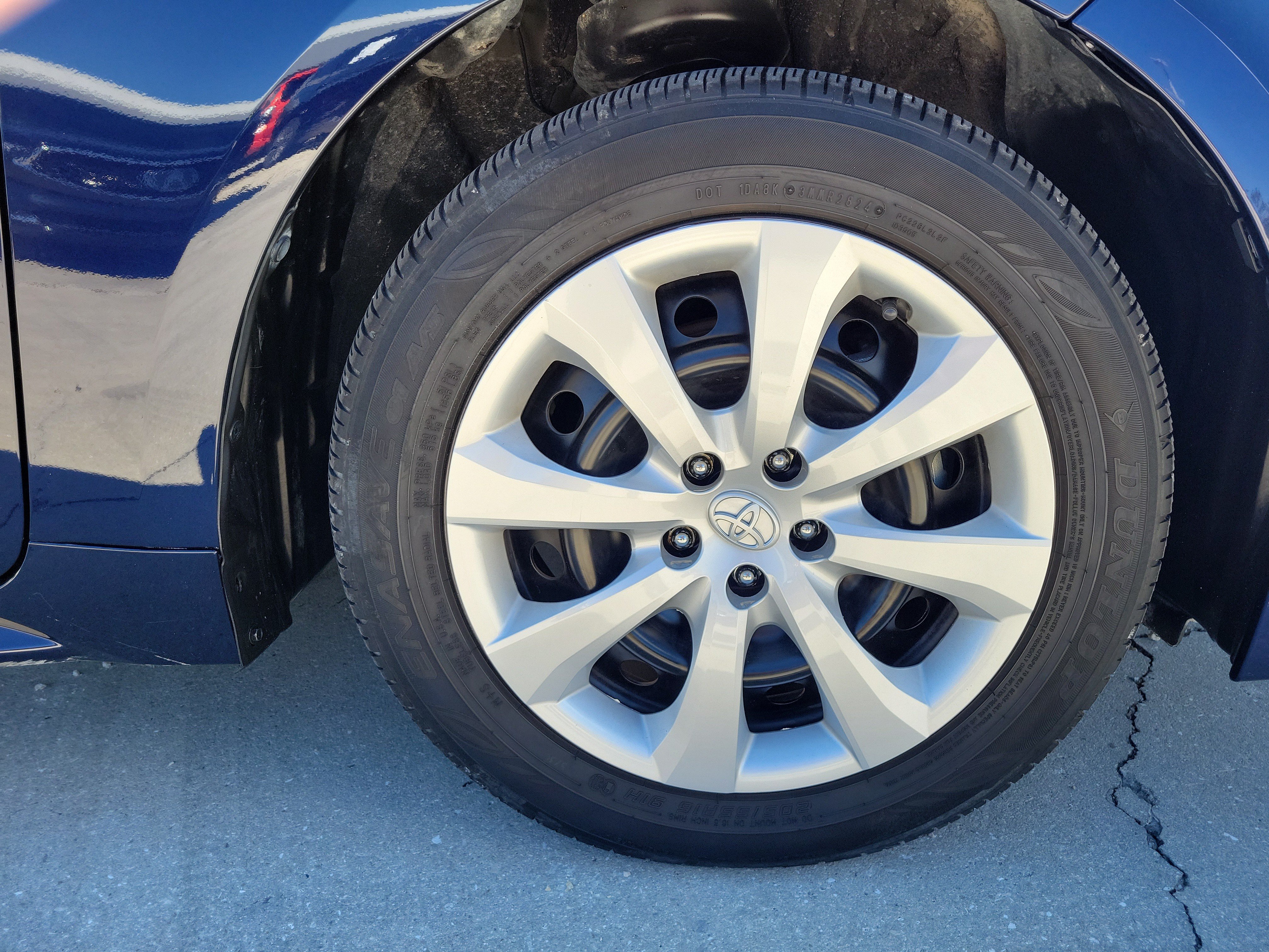 Used 2024 Toyota Corolla LE FWD image 7