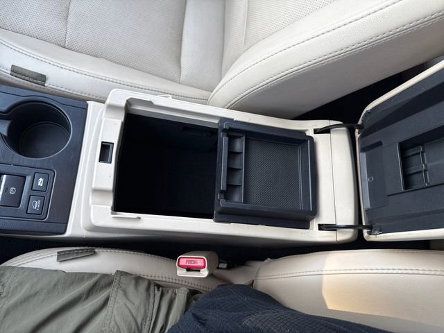 Used 2017 Subaru Outback 2.5i Limited image 27