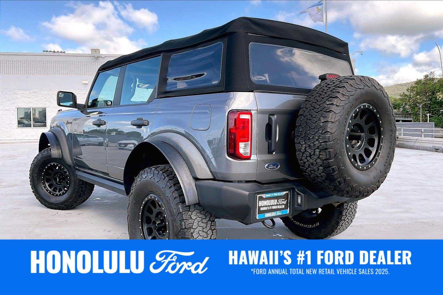 Used 2021 Ford Bronco 4-Door AWD/4WD image 4