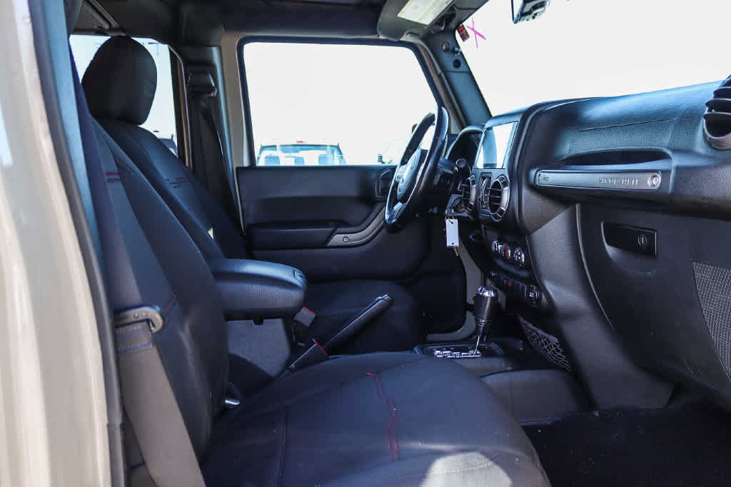 Used 2018 Jeep Wrangler Unlimited Sport S AWD/4WD image 15