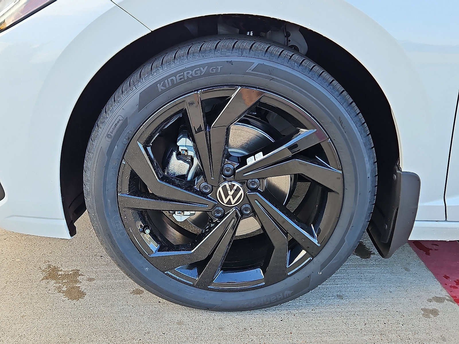 New 2026 Volkswagen Jetta SE image 6