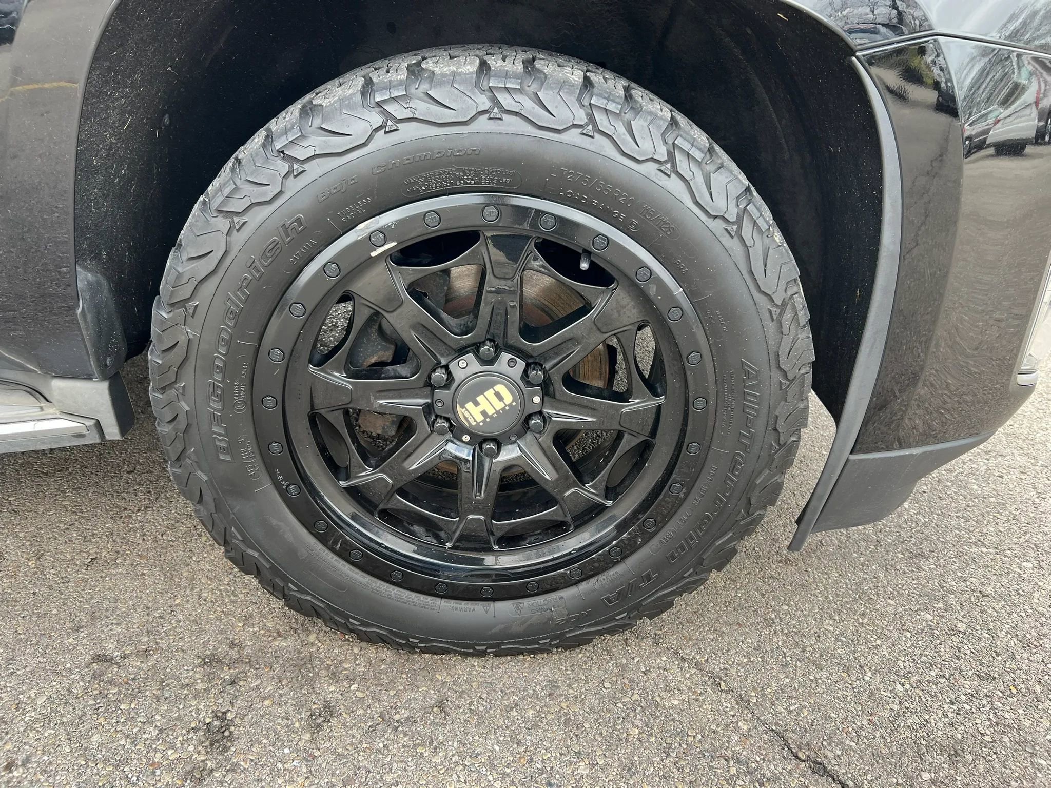 Used 2015 Cadillac Escalade Luxury image 10