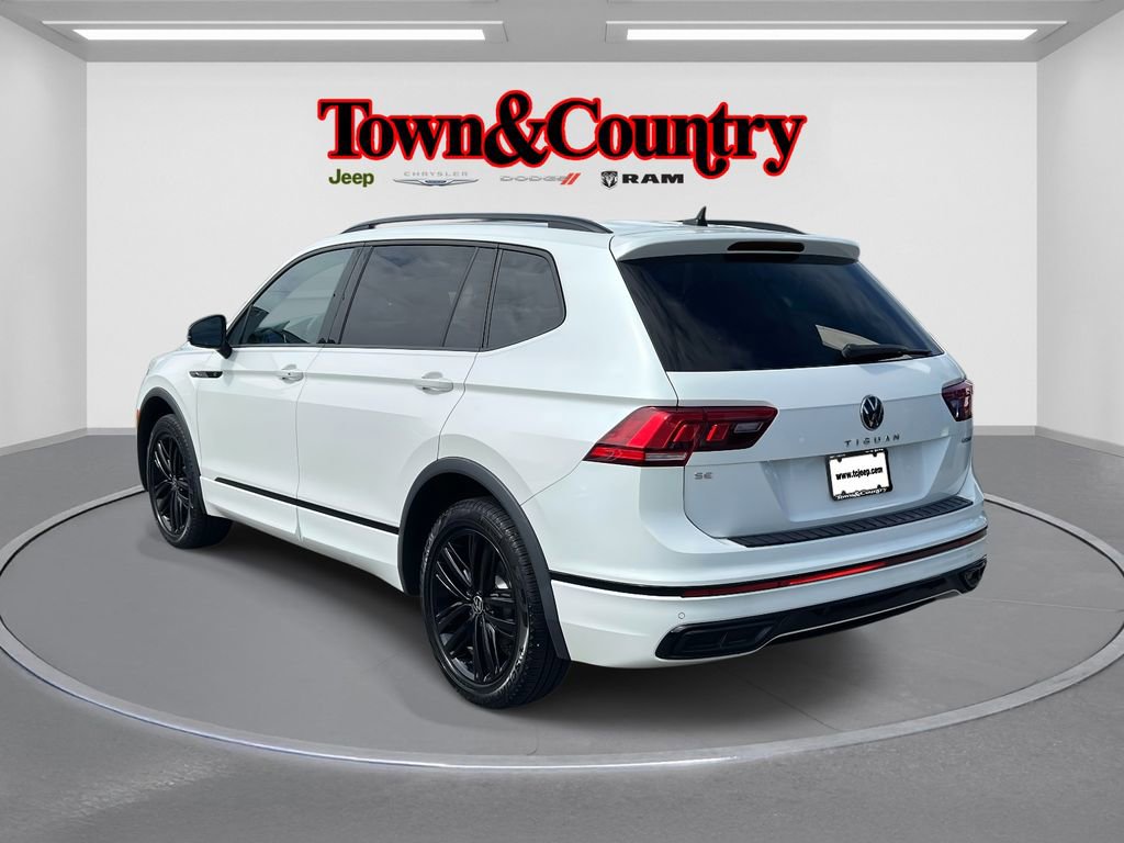Used 2022 Volkswagen Tiguan SE R-Line image 7