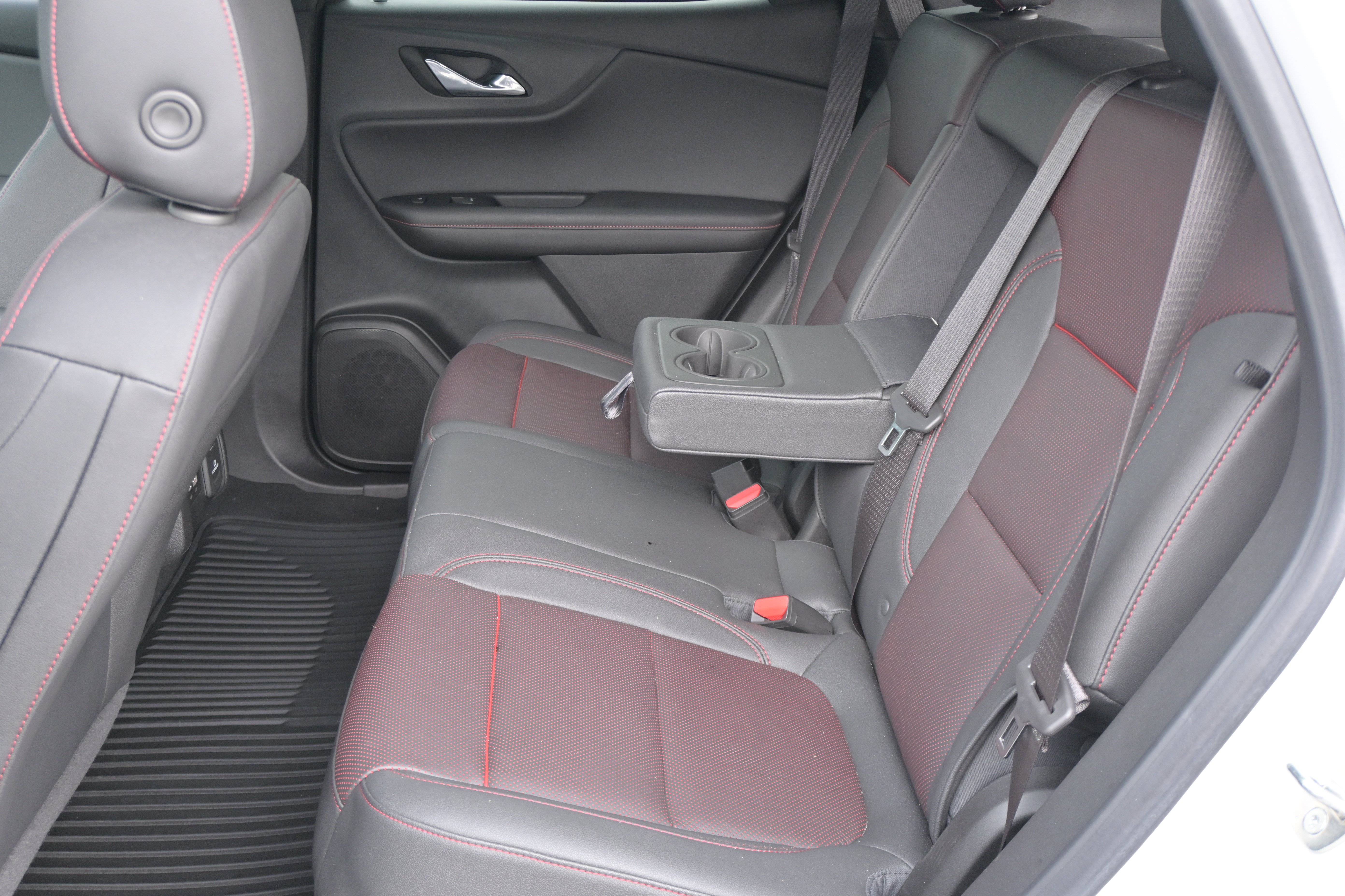 Used 2023 Chevrolet Blazer RS w/ Enhanced Convenience Package FWD image 31