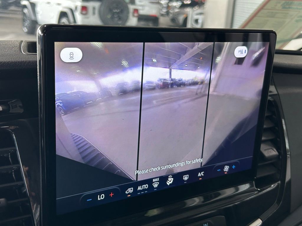 Used 2024 Ford Transit 350 XLT image 19