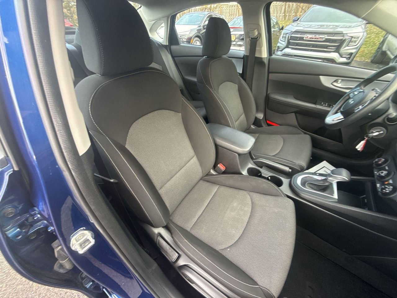 Used 2023 Kia Forte LXS image 31