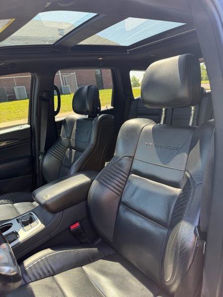 Used 2018 Jeep Grand Cherokee Trackhawk AWD/4WD image 16