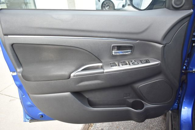 Used 2019 Mitsubishi Outlander Sport ES AWD/4WD image 17