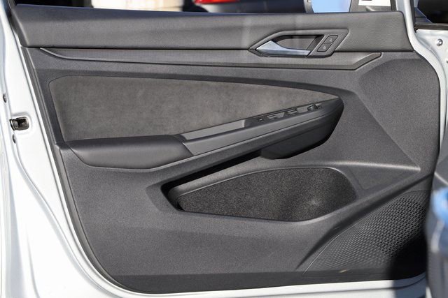 Used 2023 Volkswagen GTI Autobahn image 16