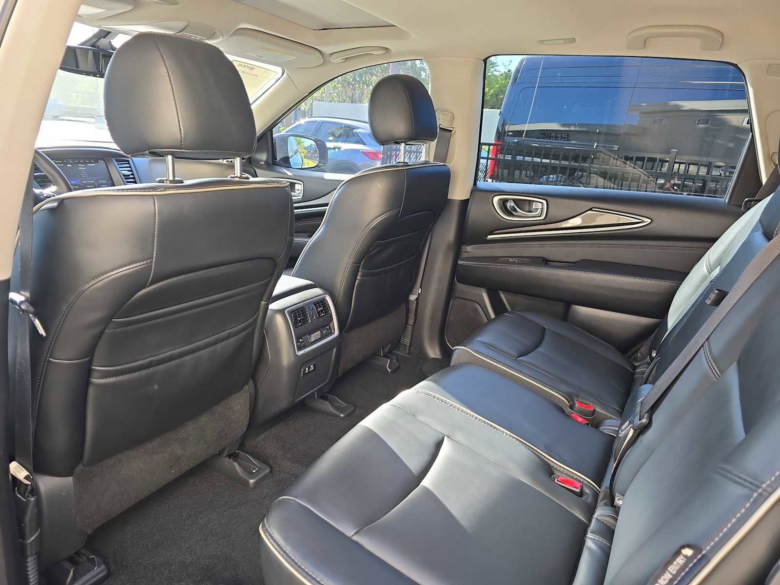 Used 2020 INFINITI QX60 Luxe FWD image 21