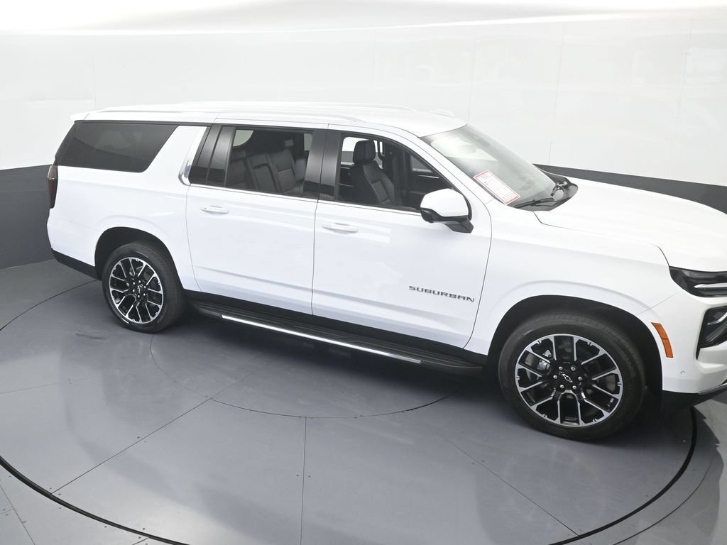 Used 2025 Chevrolet Suburban LT RWD image 65