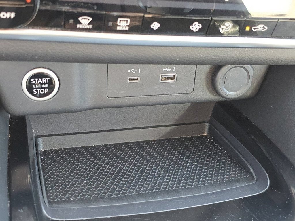 Used 2023 Nissan Rogue SV AWD/4WD image 28