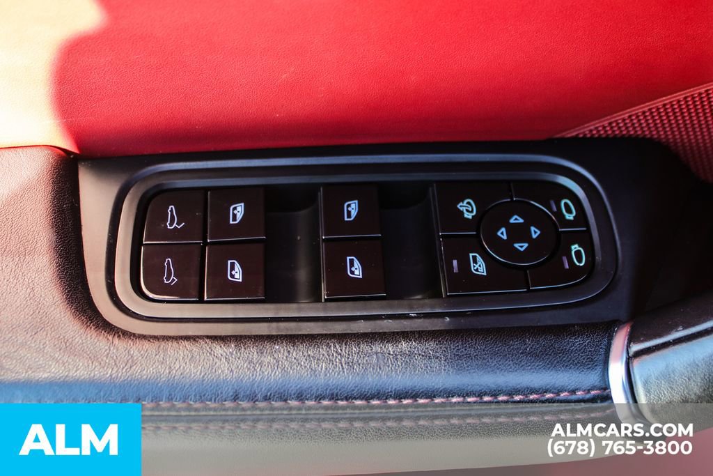 Used 2023 Porsche Cayenne S Platinum w/ Premium Package Plus image 37