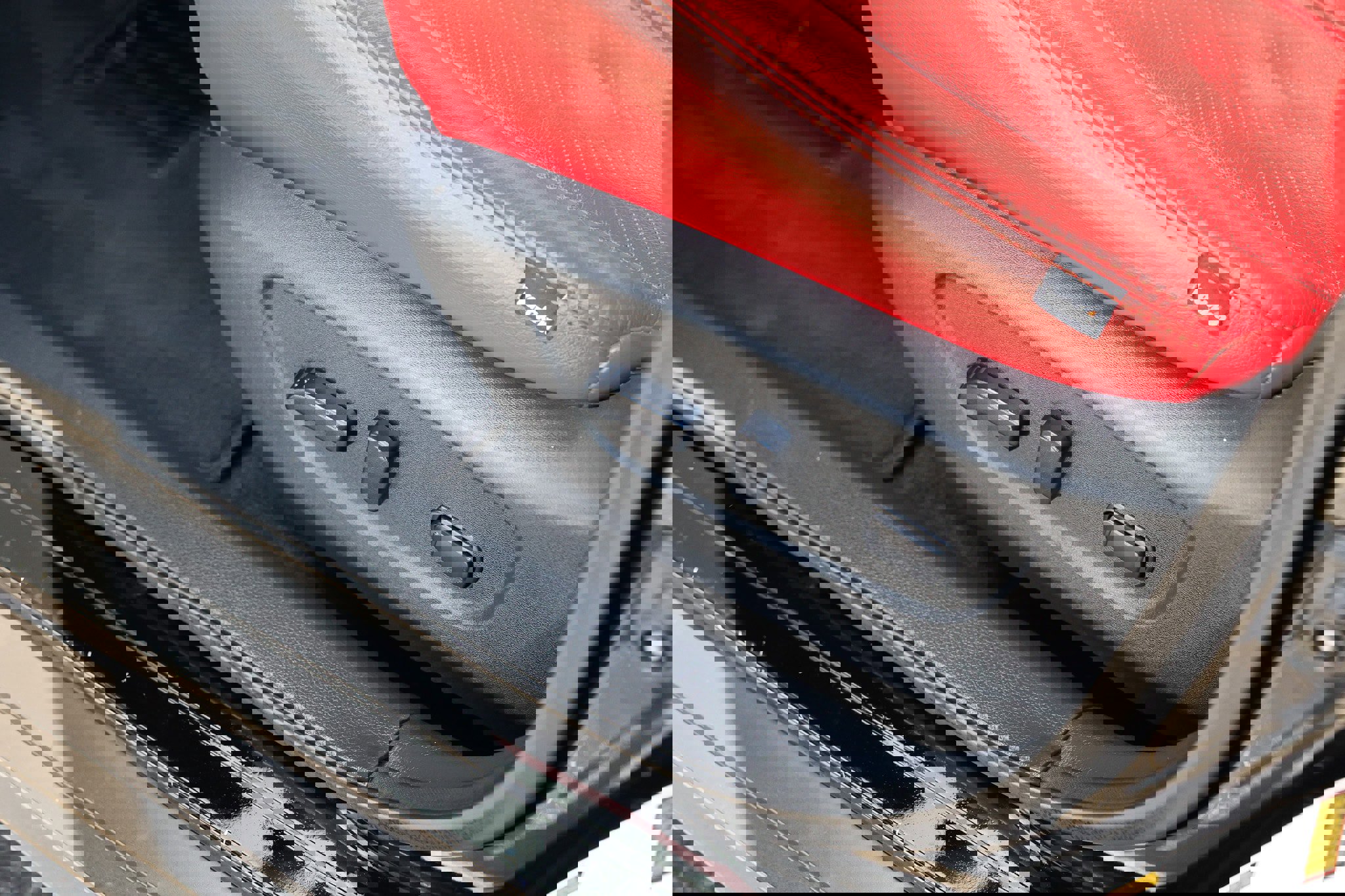 Used 2019 Nissan Rogue SV image 51