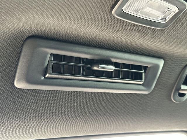 Used 2024 GMC Yukon Denali Ultimate image 21