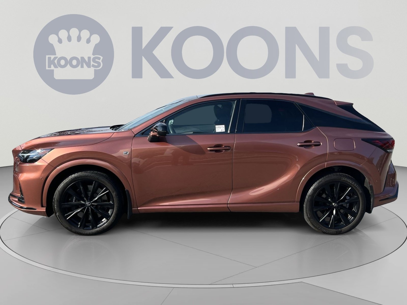 Used 2024 Lexus RX 500h F Sport w/ Convenience Package AWD/4WD image 2