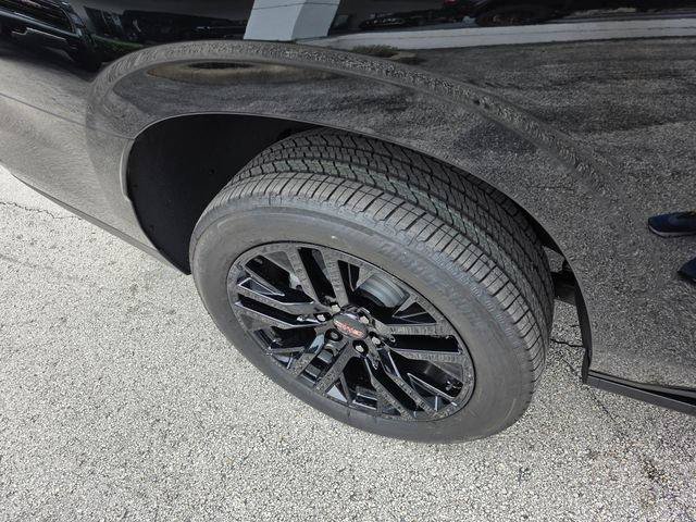 New 2026 GMC Yukon XL Denali w/ Sun & Power Step Package AWD/4WD image 14