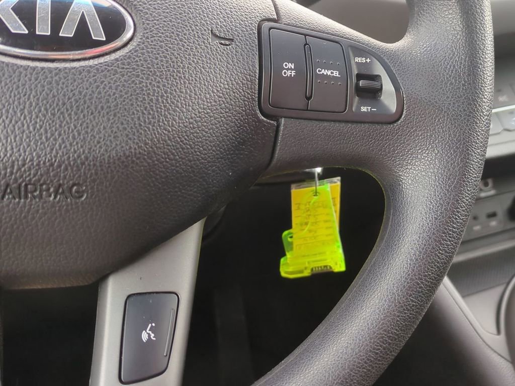 Used 2014 Kia Sportage LX image 16