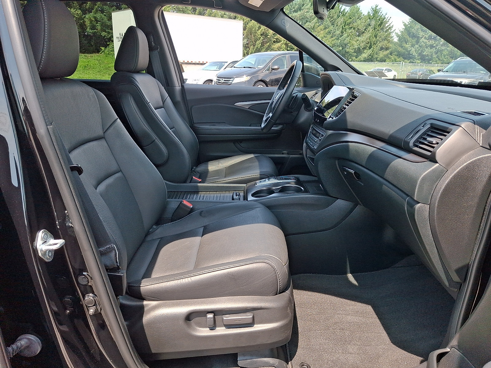 Used 2023 Honda Passport EX-L image 30