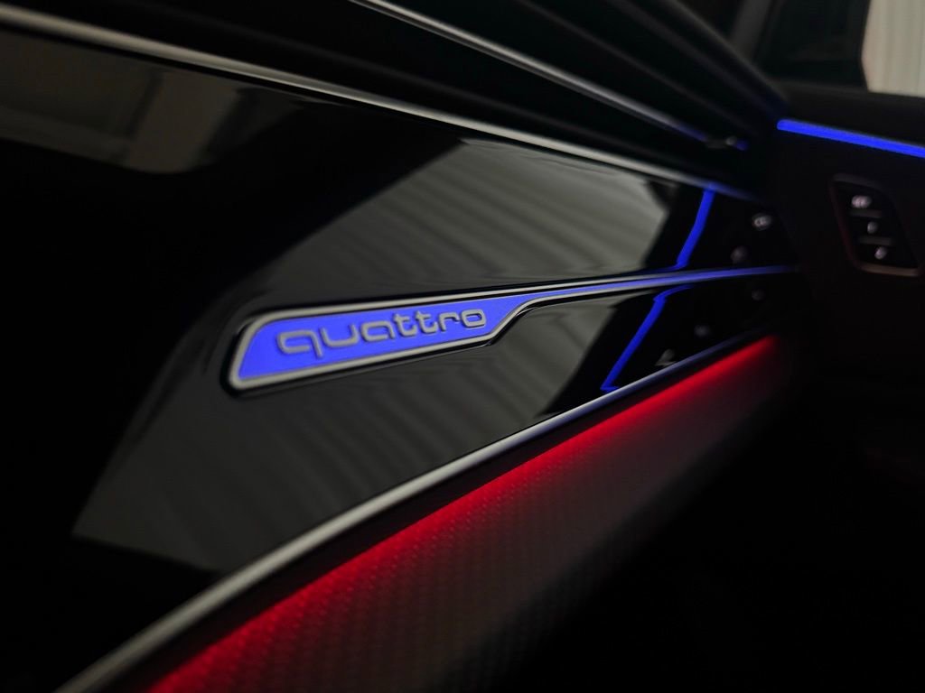 New 2026 Audi SQ8 Prestige image 32